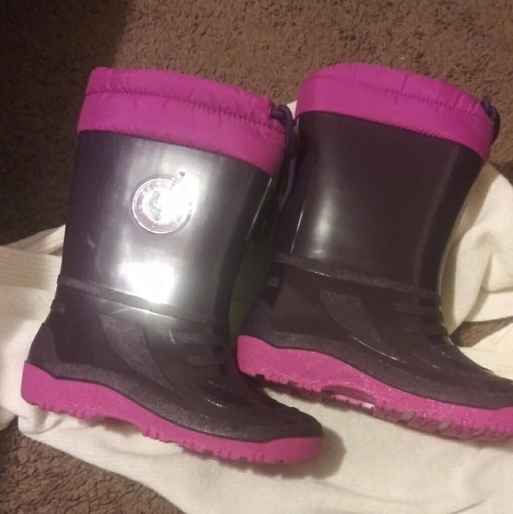 Girl boots